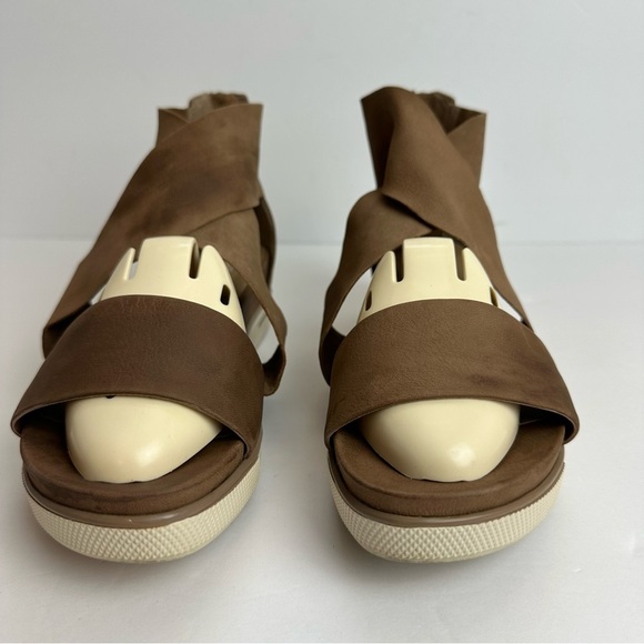 Eileen Fisher Women's Sport Sandals Size 8.5 Shoes Leather Zip Brown - Picture 4 of 8
